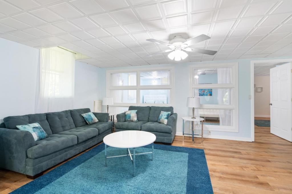 3 Northwood Road - Photo 3 of 11