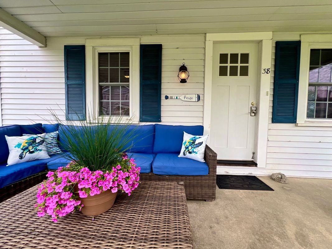 38 Seabreeze Rd - Photo 3 of 12