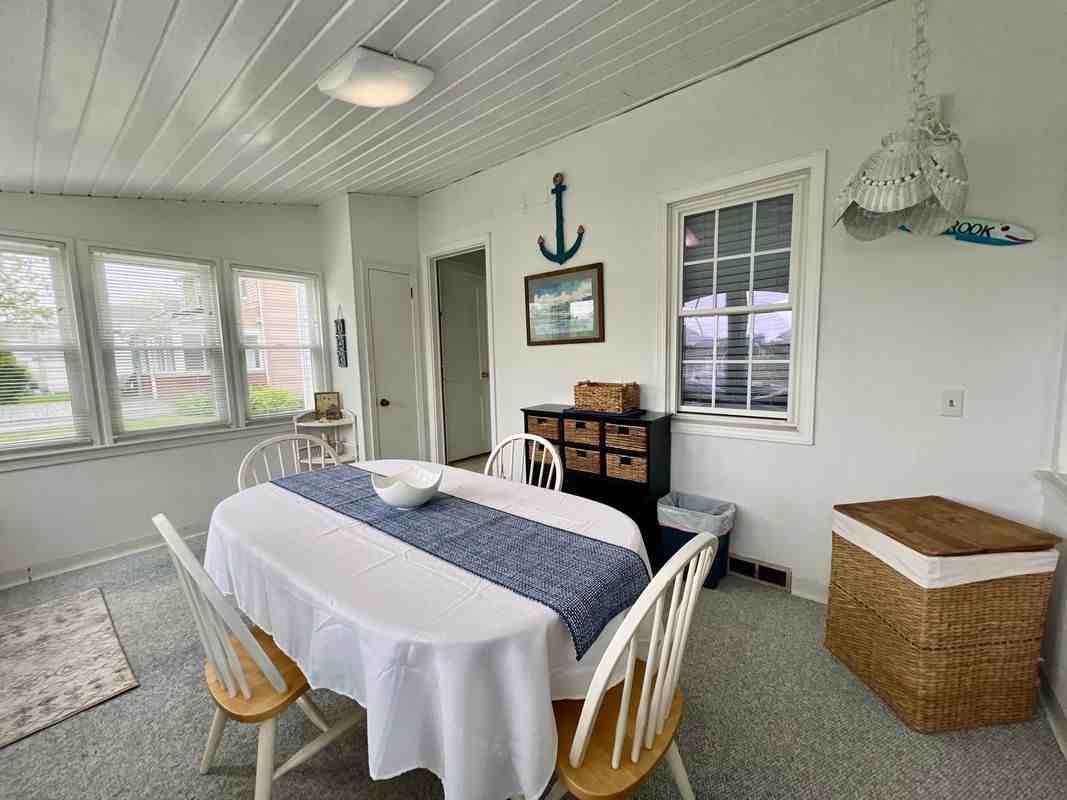38 Seabreeze Rd - Photo 6 of 12