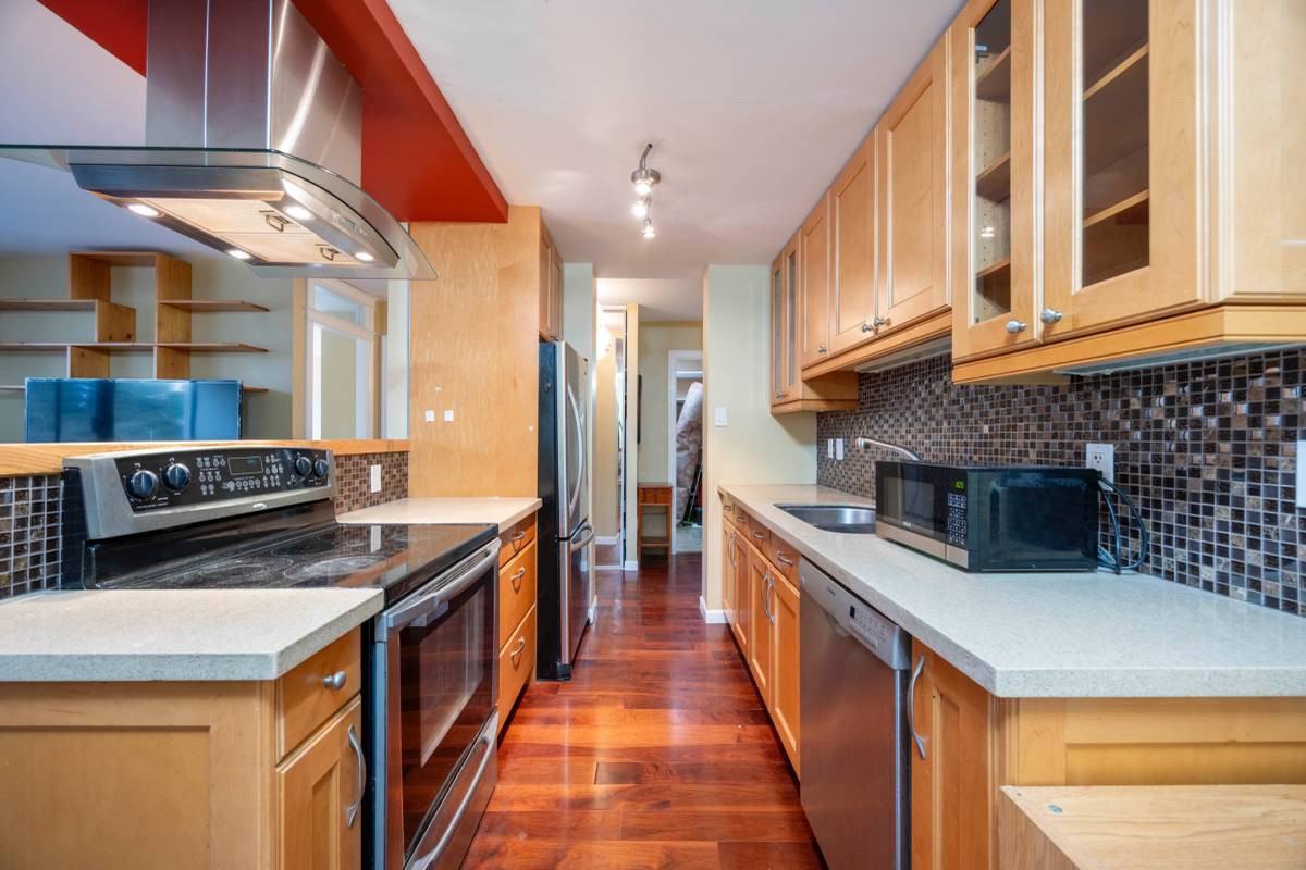 4200 Mayberry St - Photo 3 of 20