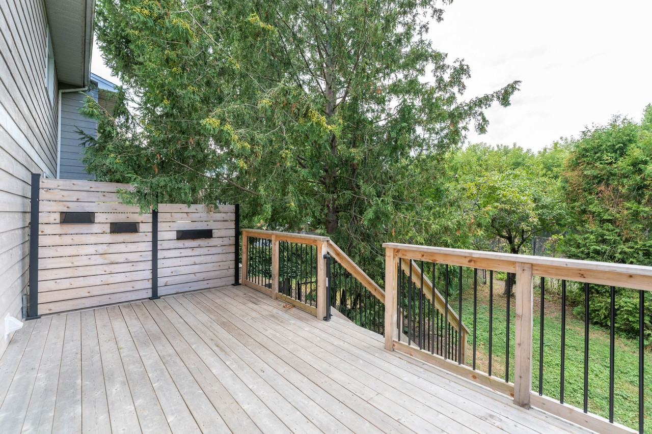 37 Sturbridge Private - Photo 3 of 29