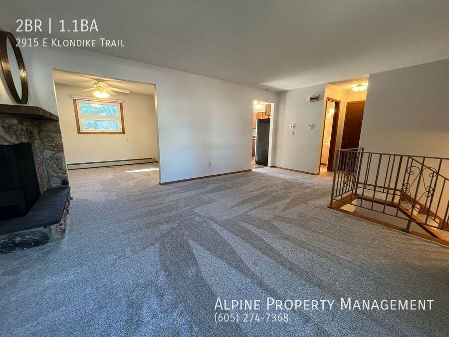 2915 East Klondike Trail - Photo 5 of 28