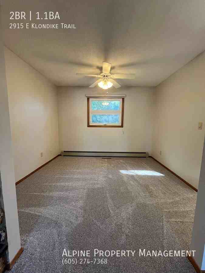 2915 East Klondike Trail - Photo 6 of 28