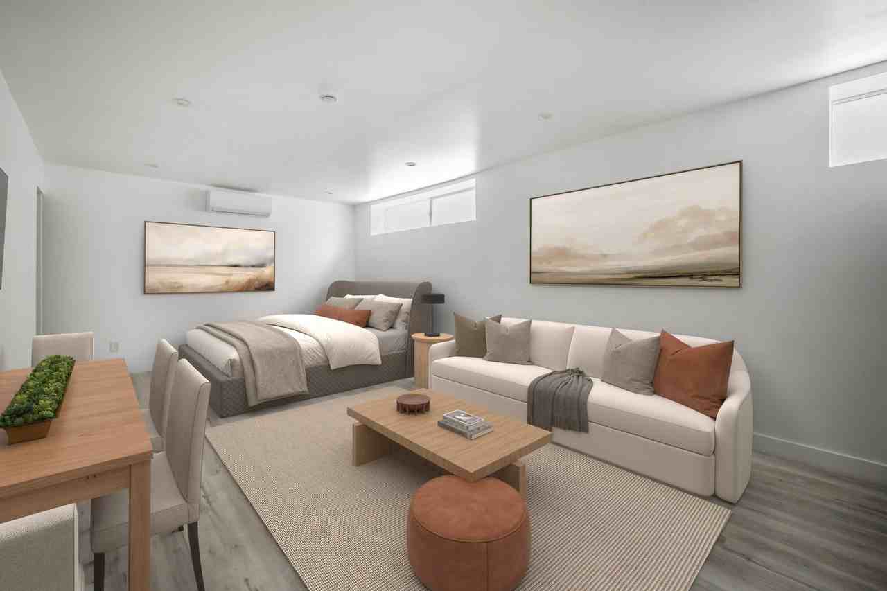 701 N Hill Pl #6 - Photo 2 of 38