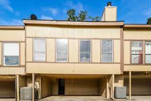 2 Lakeway St - Photo 1 of 1