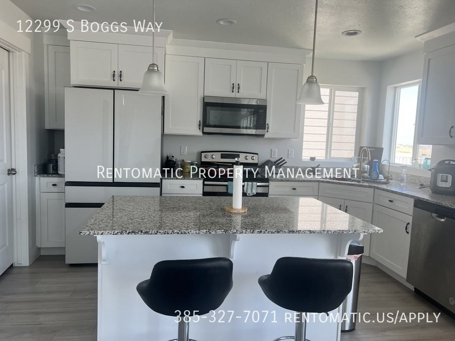 12299 S Boggs Way - Photo 3 of 14