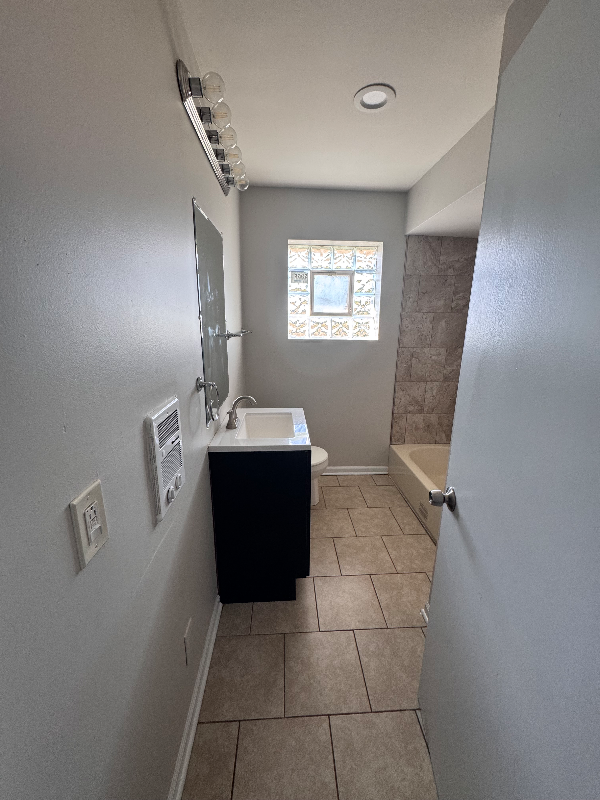 1021 S 16th Ave #2 - Photo 7 of 12