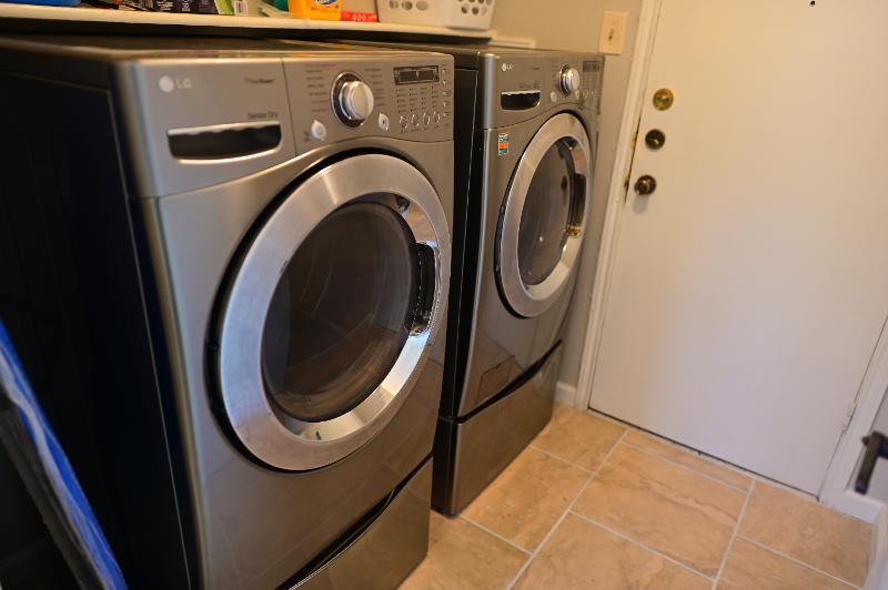 7011 Beech Trail Dr - Photo 6 of 17