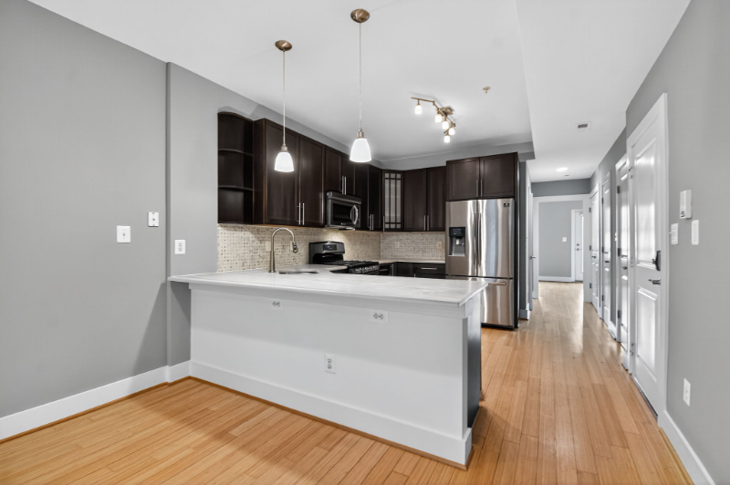 1241 Kenyon St Nw #2