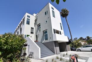 2533 S Curson Ave #3G - Photo 1 of 1