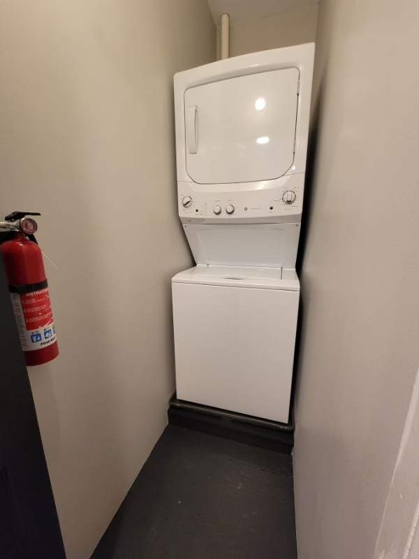 481 E Market St #2 - Photo 2 of 17