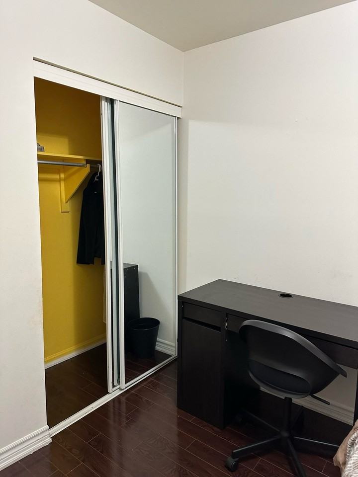 Tapscott Rd & Washburn Way - Photo 4 of 8