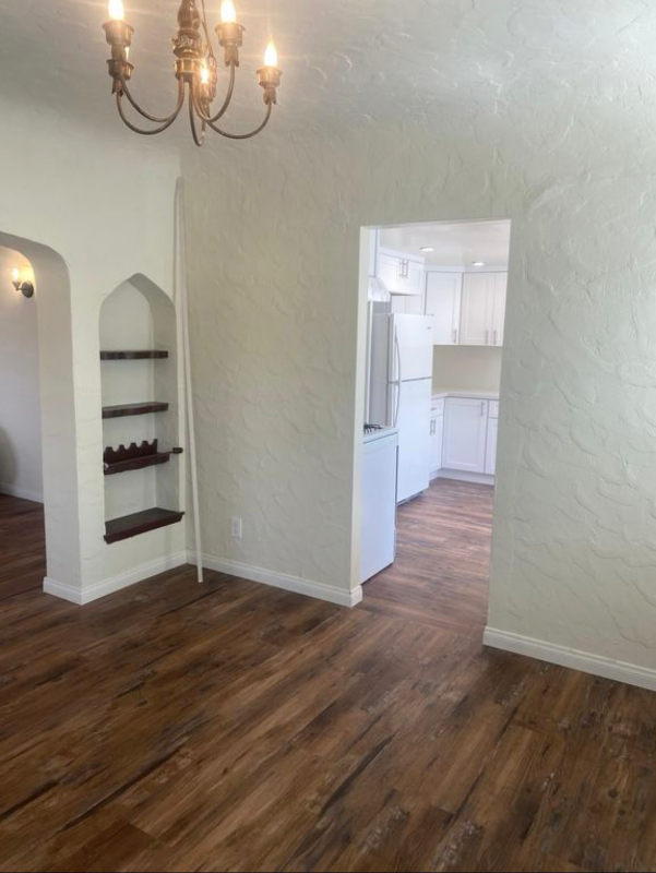1346 Granada Ave - Photo 3 of 13