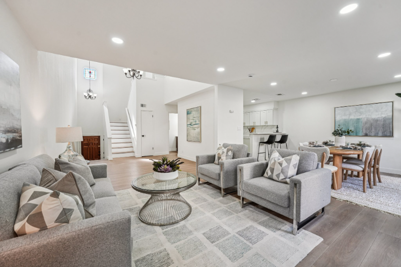 1741 Abington Ct - Photo 3 of 20