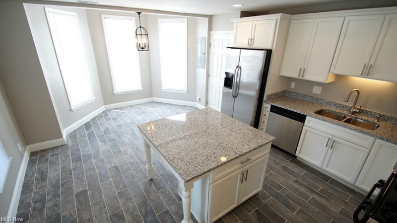 196 Vincent St #A - Photo 5 of 15