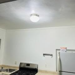 224 Center Rd - Photo 2 of 5