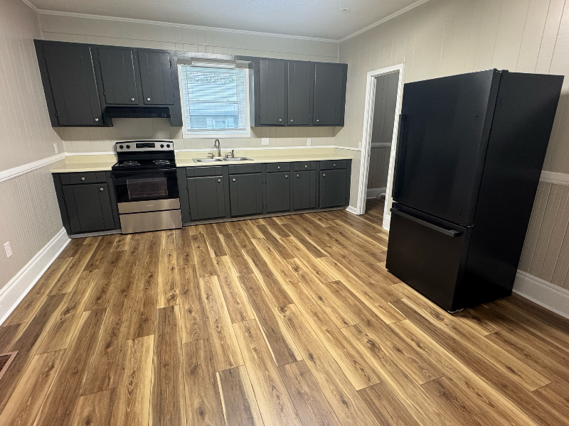 13 Smythe St #B - Photo 5 of 16