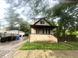 featured image of 11615 S Harvard Ave