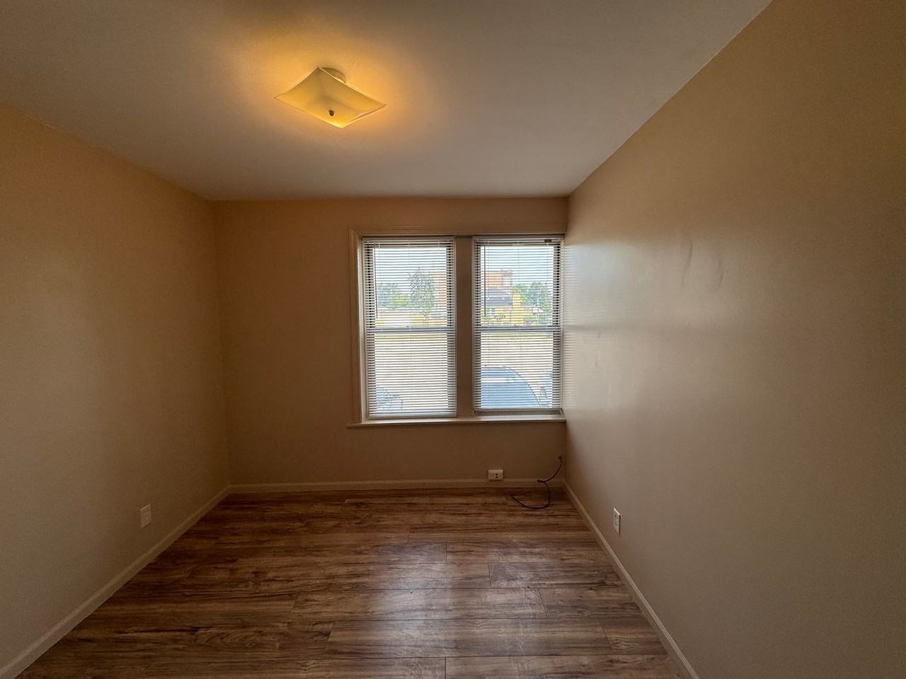 10212 King - Photo 7 of 22