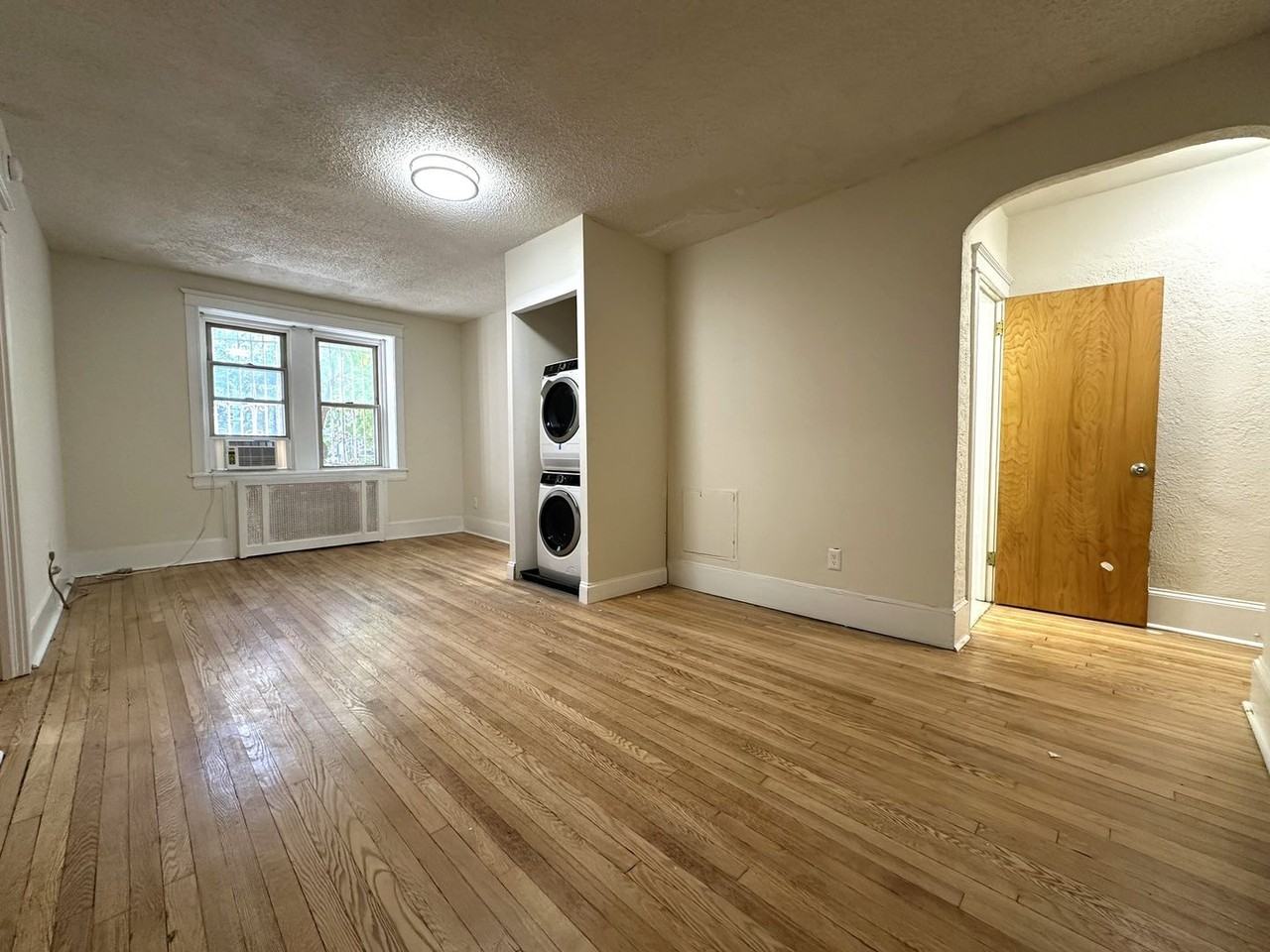 2809 W Queen Ln - Photo 6 of 50