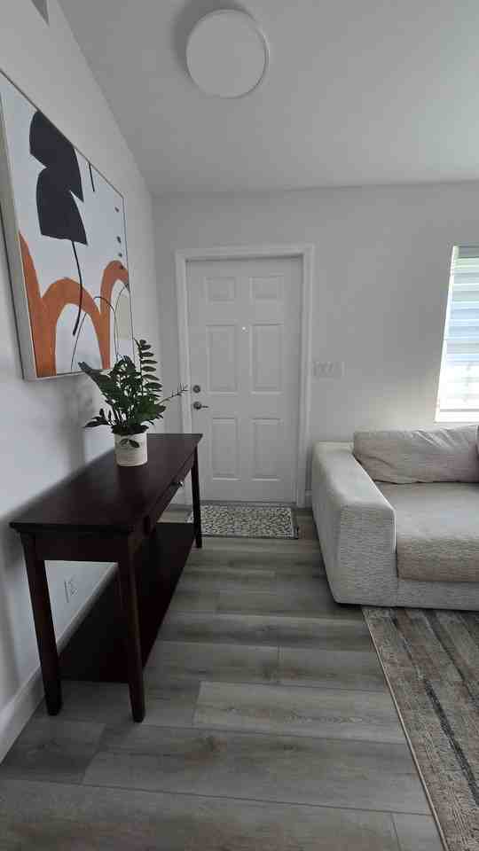 1866 Capeside Cir #NA - Photo 3 of 20
