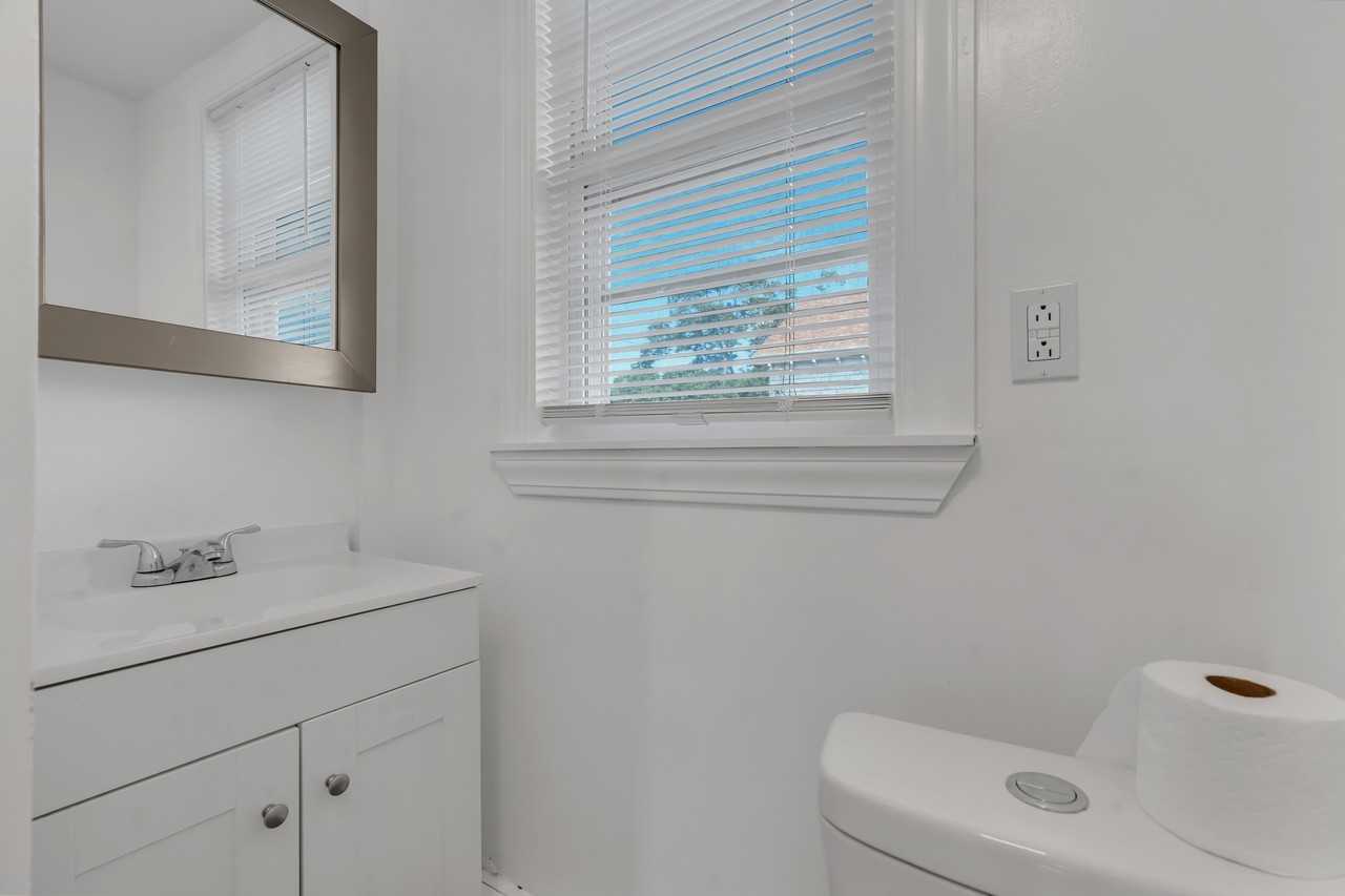 48 Kenwood St #1 - Photo 5 of 15