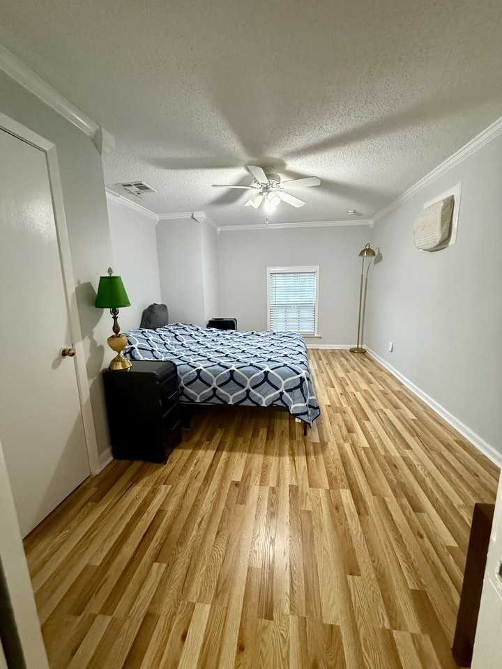440 Bouny St #NA - Photo 6 of 11