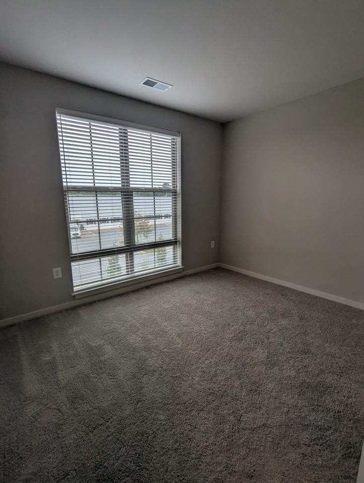 440 E 7th St #308 - Photo 3 of 8