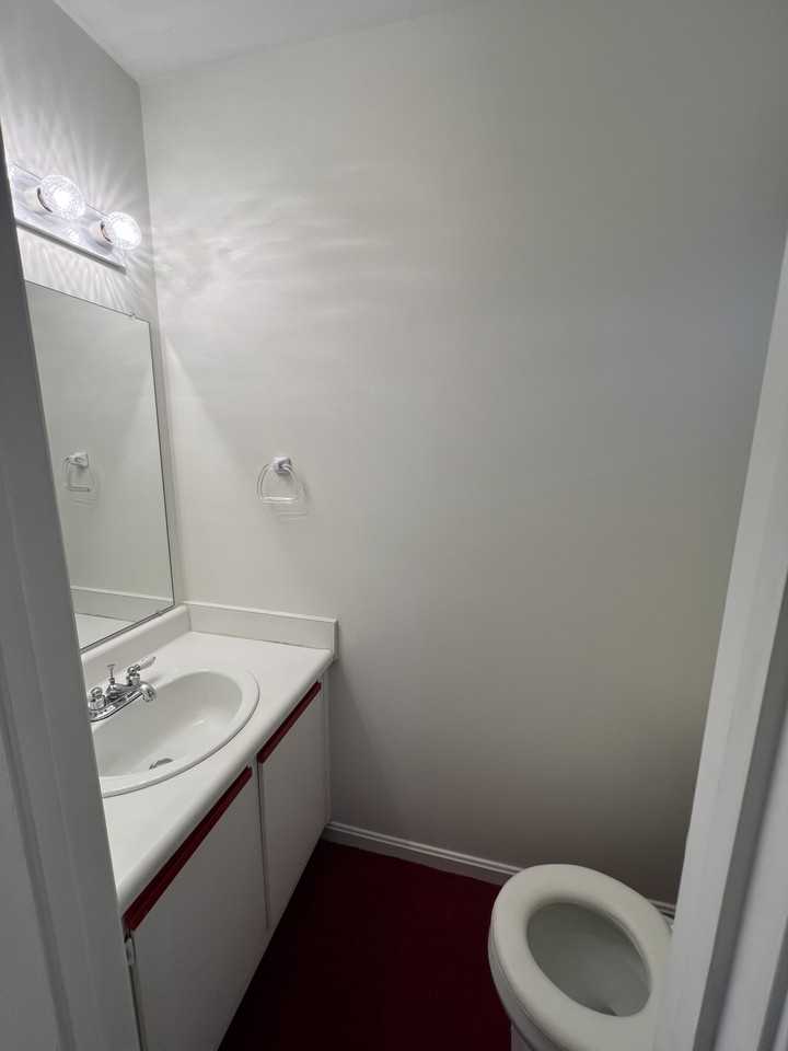 1534 Macintosh Way #1 - Photo 4 of 17