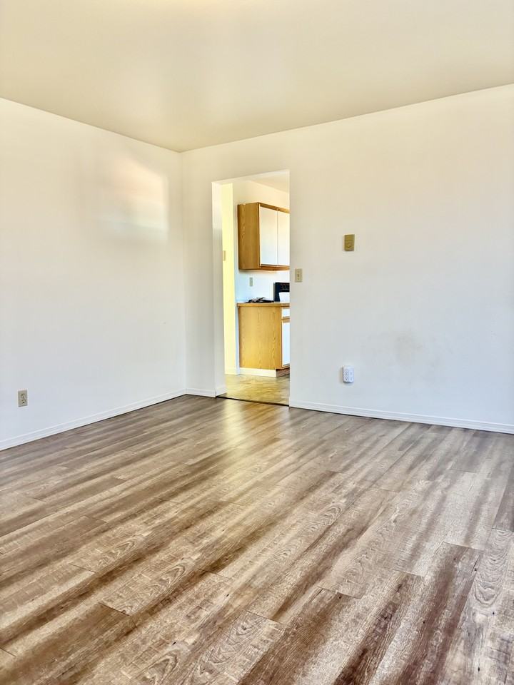 1007 W Main St #1 - Photo 2 of 15