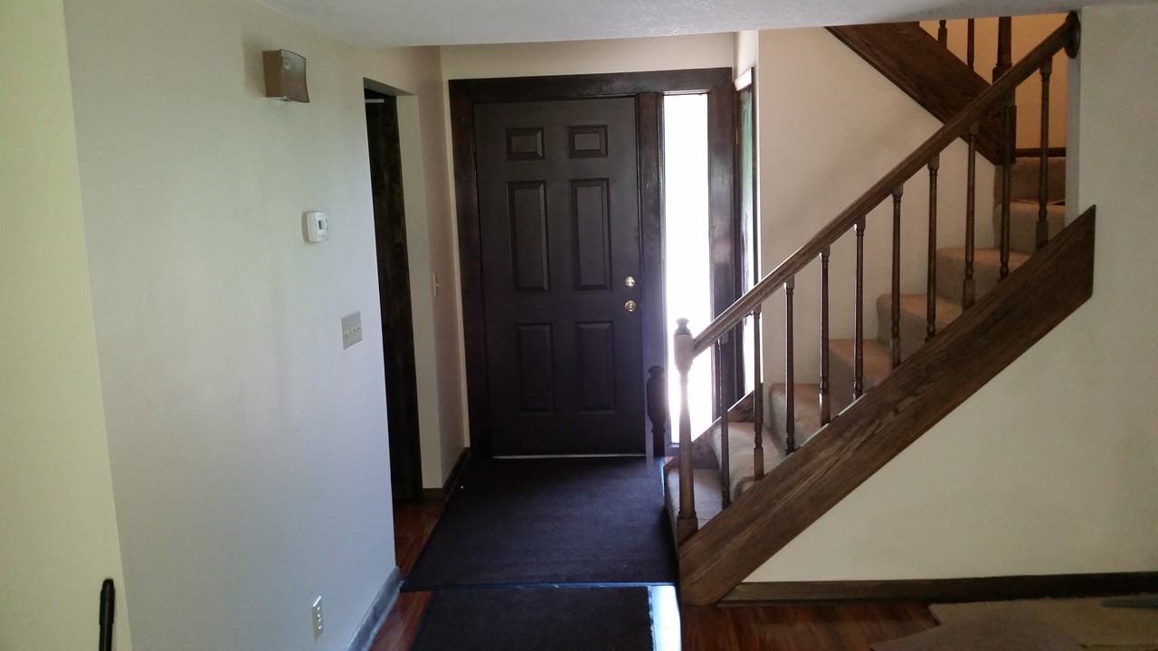 24180 Woodridge Cir - Photo 6 of 13