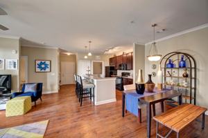 featured image of 4101 W Huntington Dr