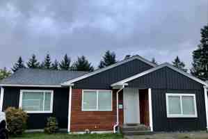 featured image of 1105 Lafayette St S #6