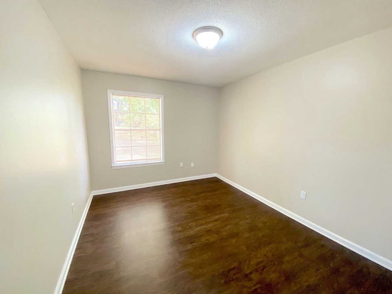 3680 Moccasin Cove - Photo 3 of 9