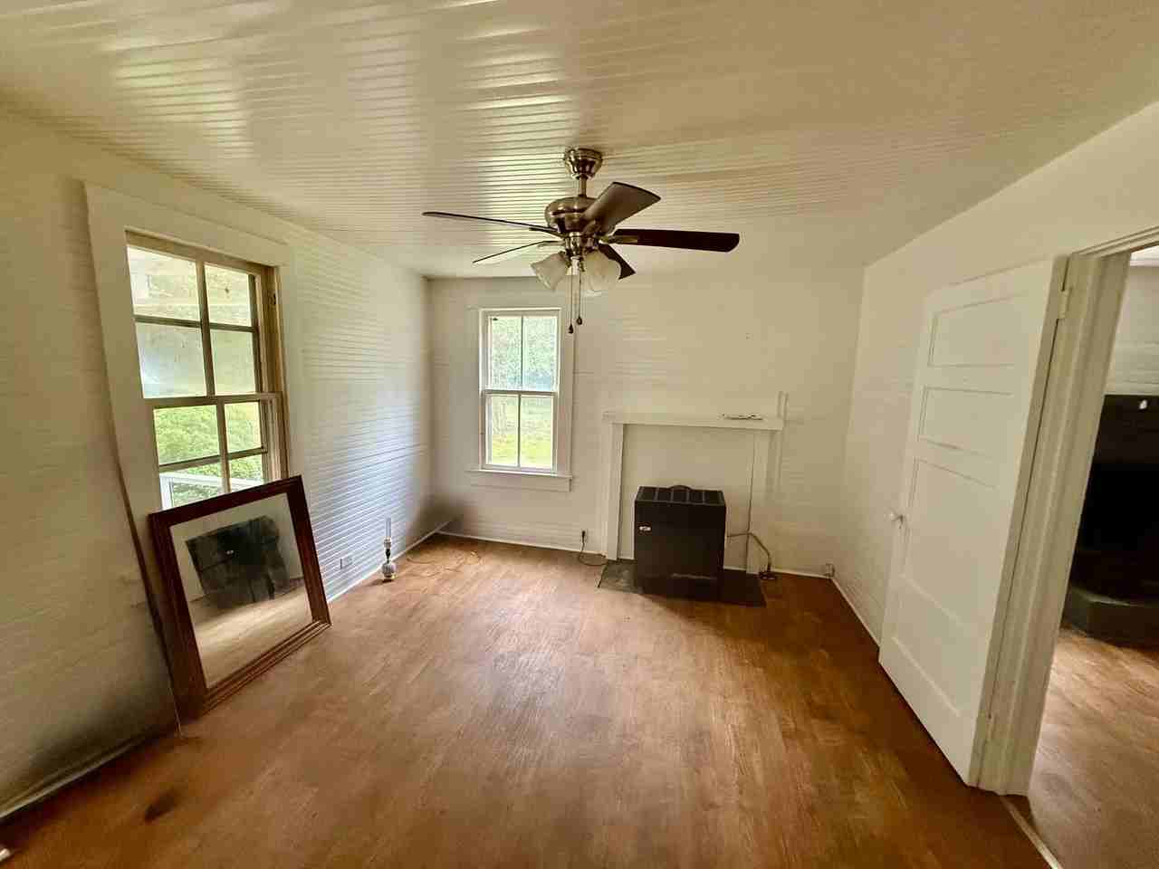 1608 N Nc Highway 87 - Photo 3 of 20