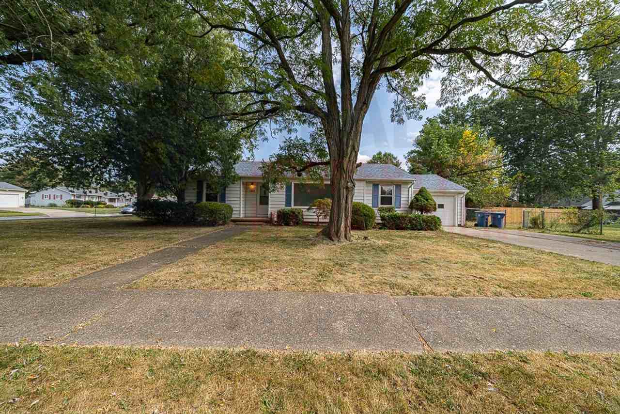 1401 Missouri Avenue - Photo 5 of 20