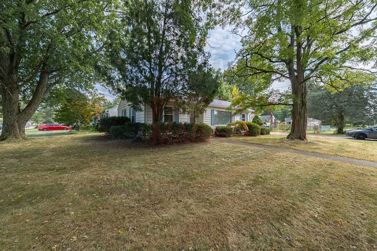 1401 Missouri Avenue - Photo 7 of 20