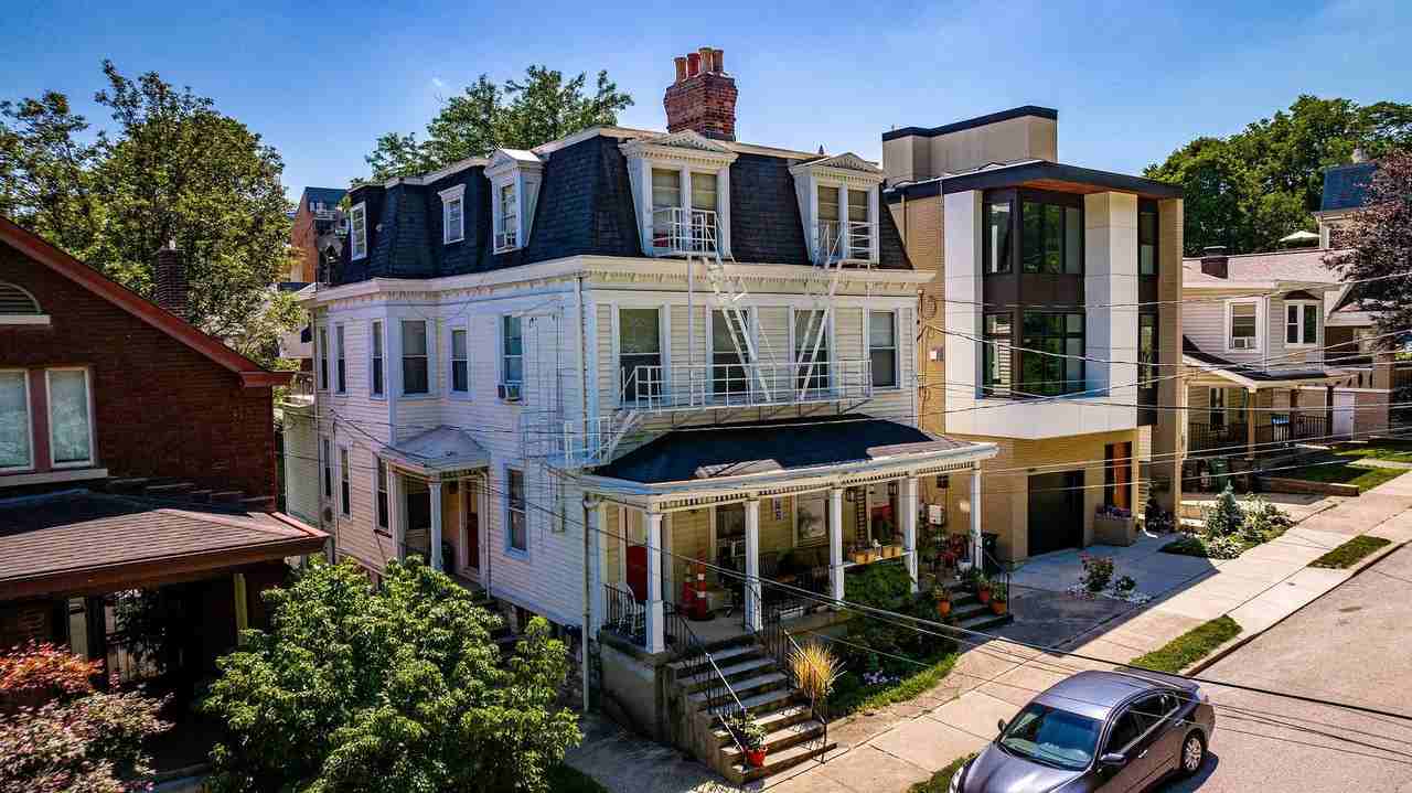 1001 Parkside Pl - Photo 2 of 2