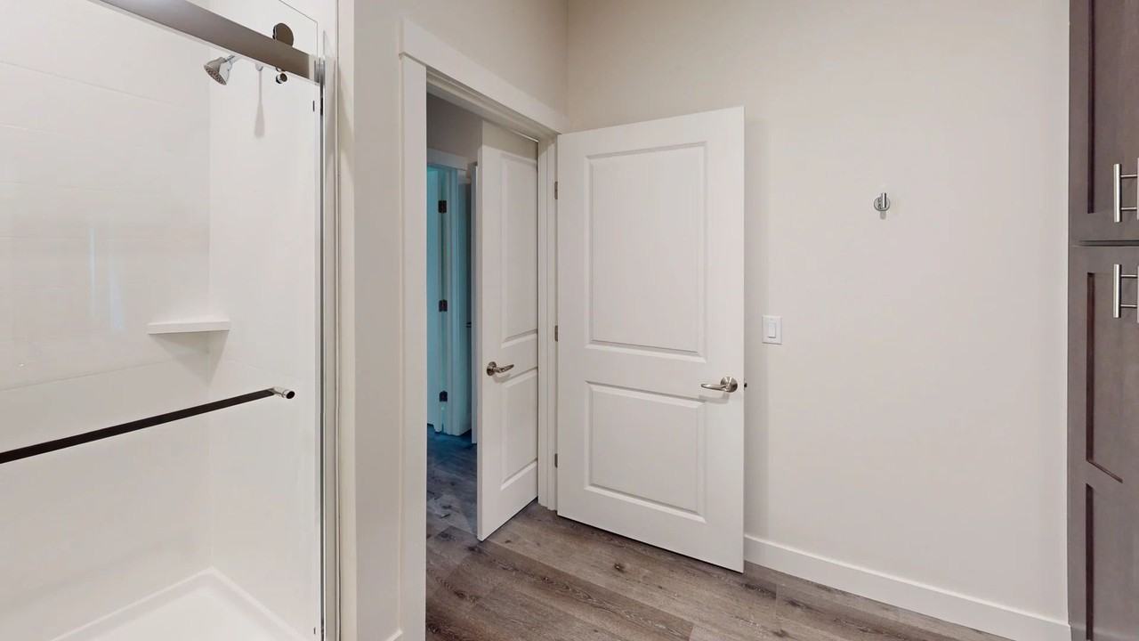 North Dorset Unit #3 - Photo 5 of 9