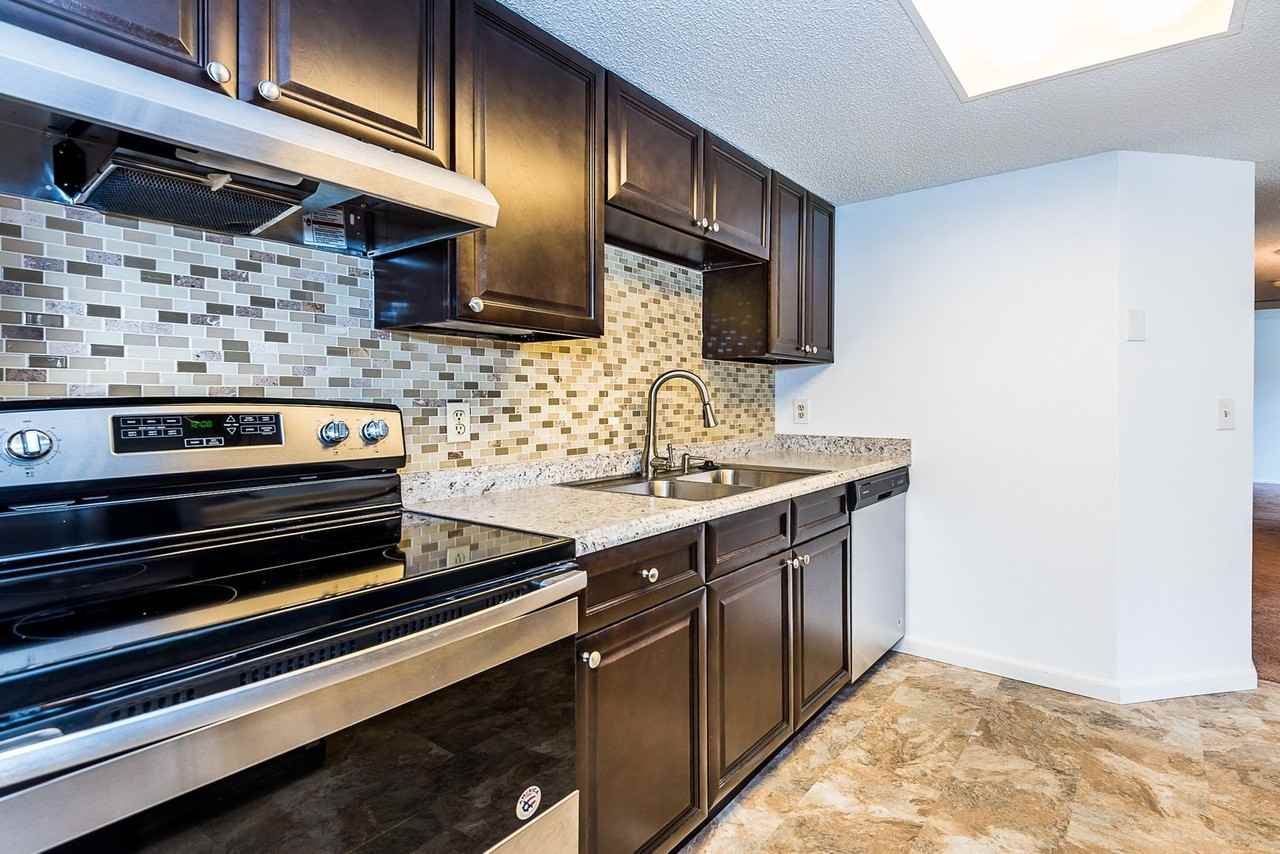 4022 Beaver Ln #700D - Photo 7 of 26