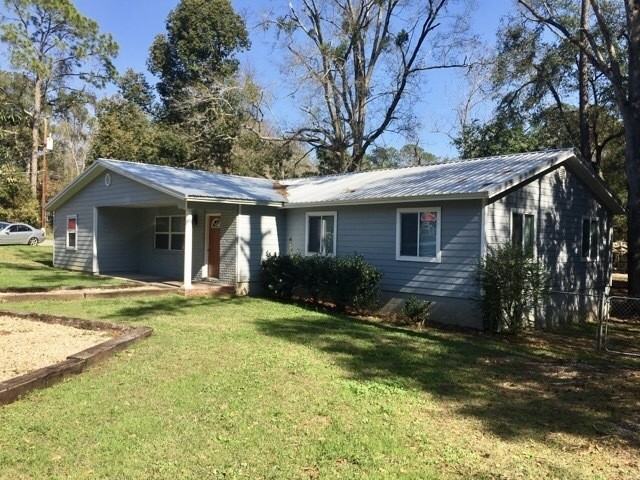 221 Bamboo Dr - Photo 2 of 2