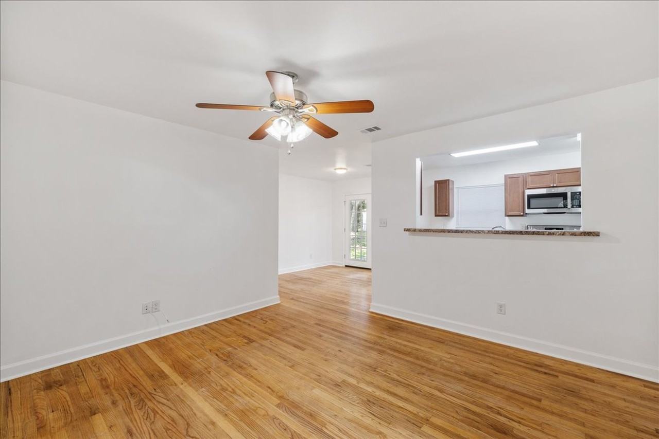 1908 Dahlia Dr - Photo 3 of 31