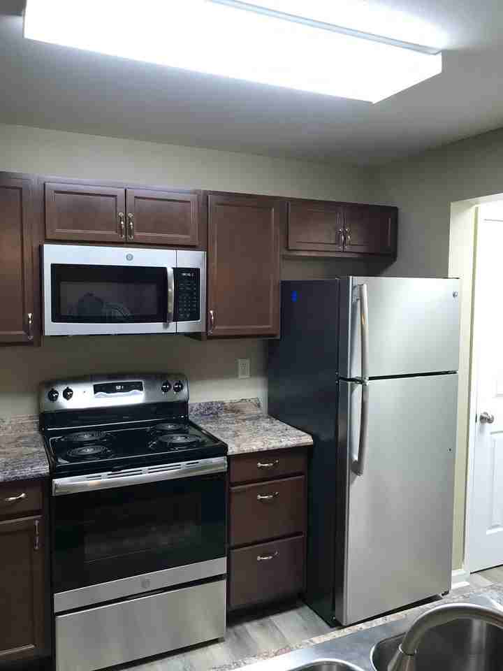 209 Iris Cir - Photo 2 of 10
