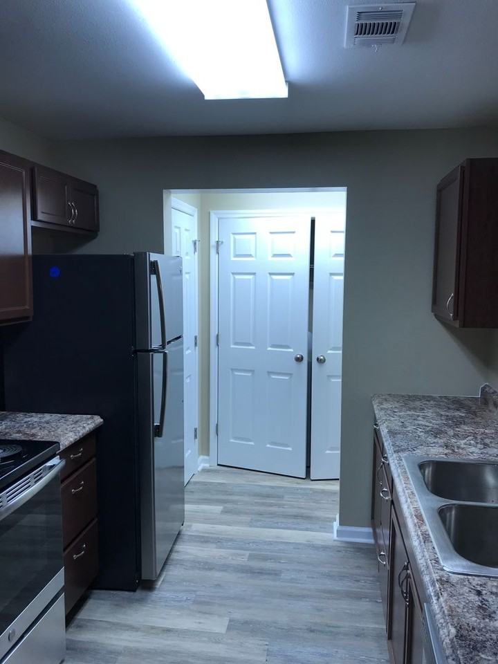 209 Iris Cir - Photo 4 of 10