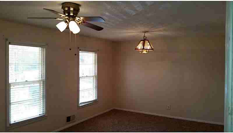 4982 Ailene Dr - Photo 3 of 37