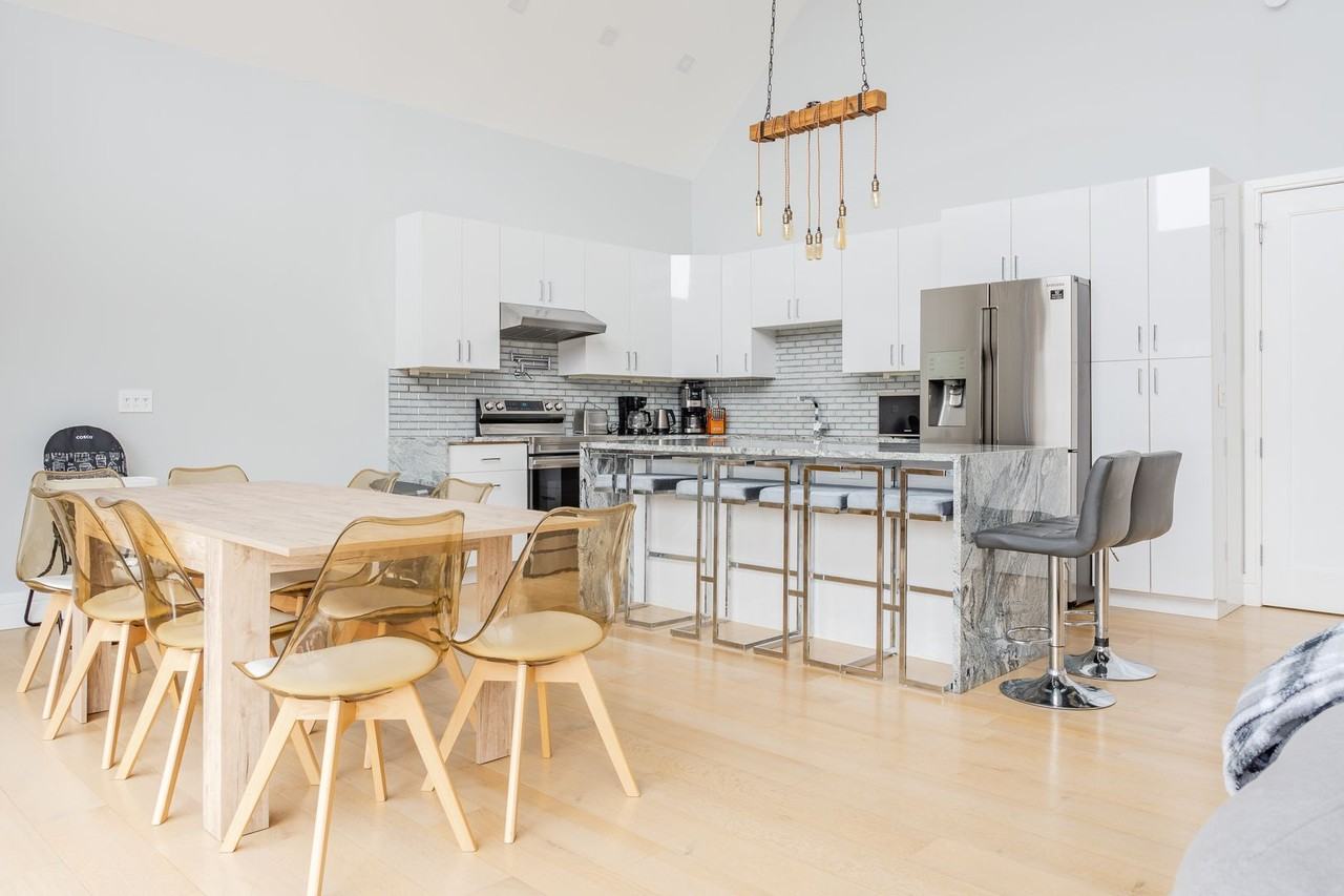 444 Blackberry St - Photo 5 of 29