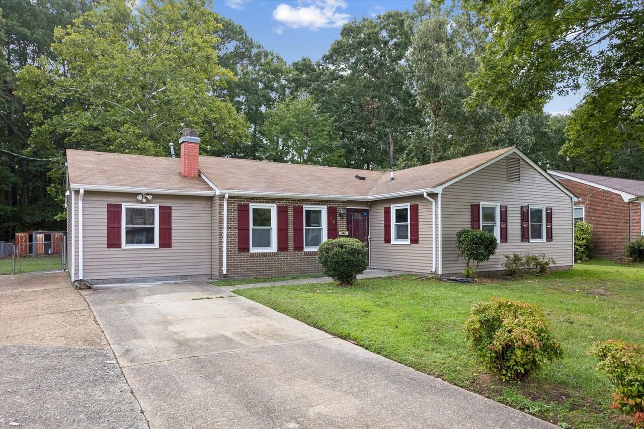 12 Chowan Pl - Photo 2 of 34