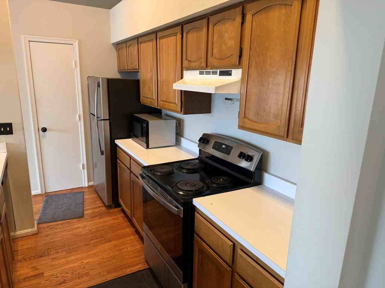 2600 Camelback Lane #9 - Photo 6 of 16