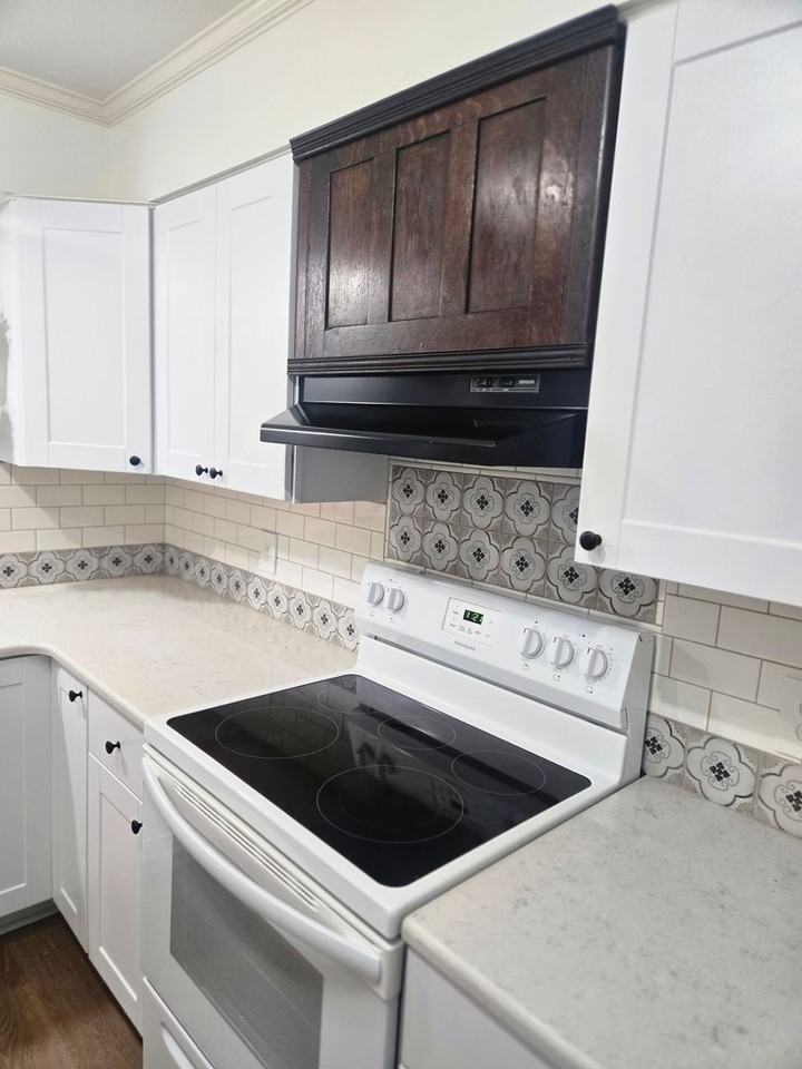 2623 Beechwood Street - Photo 4 of 39