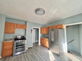 120 E Maple - Photo 1 of 1